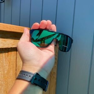 Oakley Crossrange Jade/Black ink NIB OO 9387-03 31